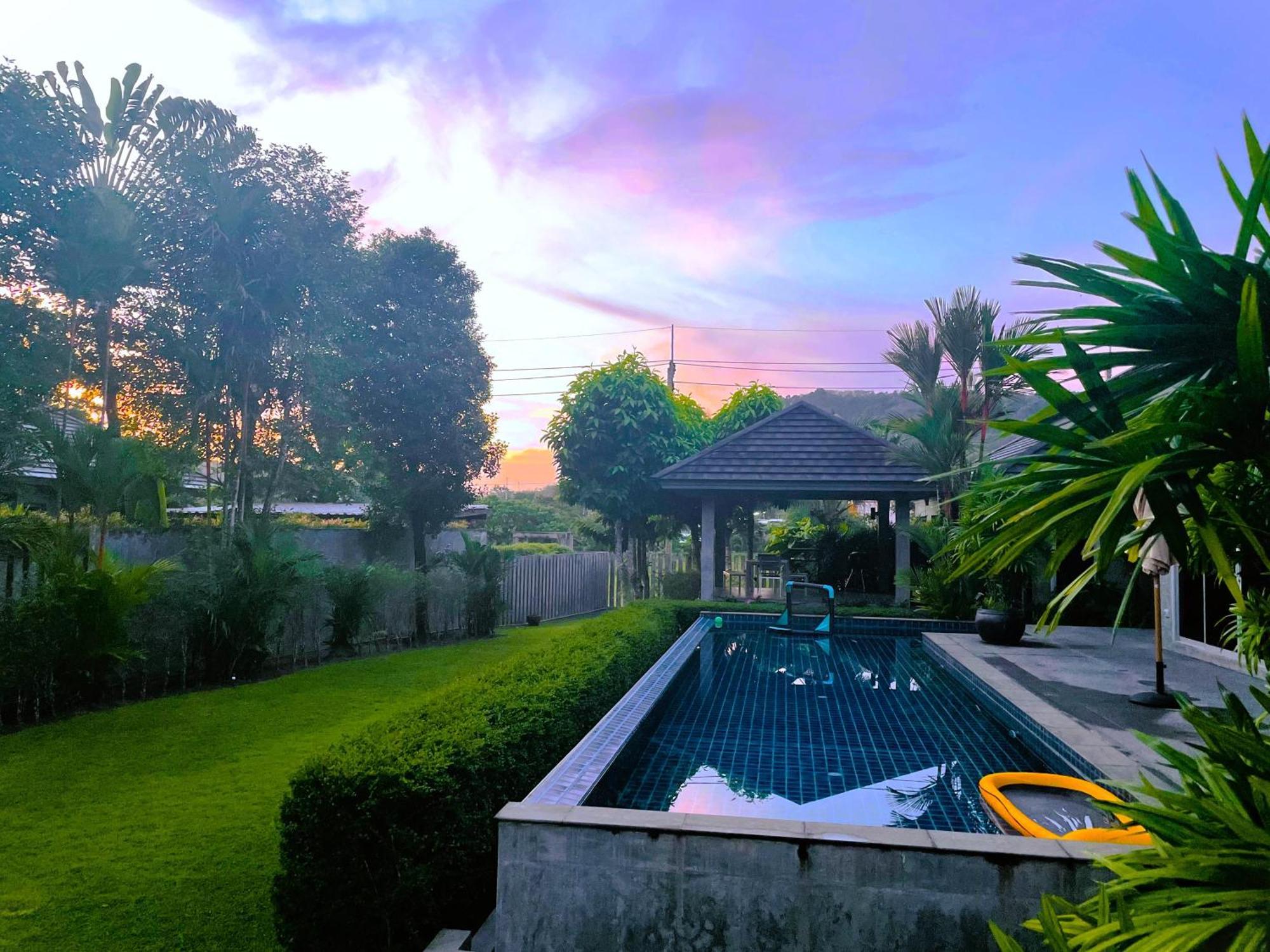 11 - Peaceful Escape On Naithon * Phuket