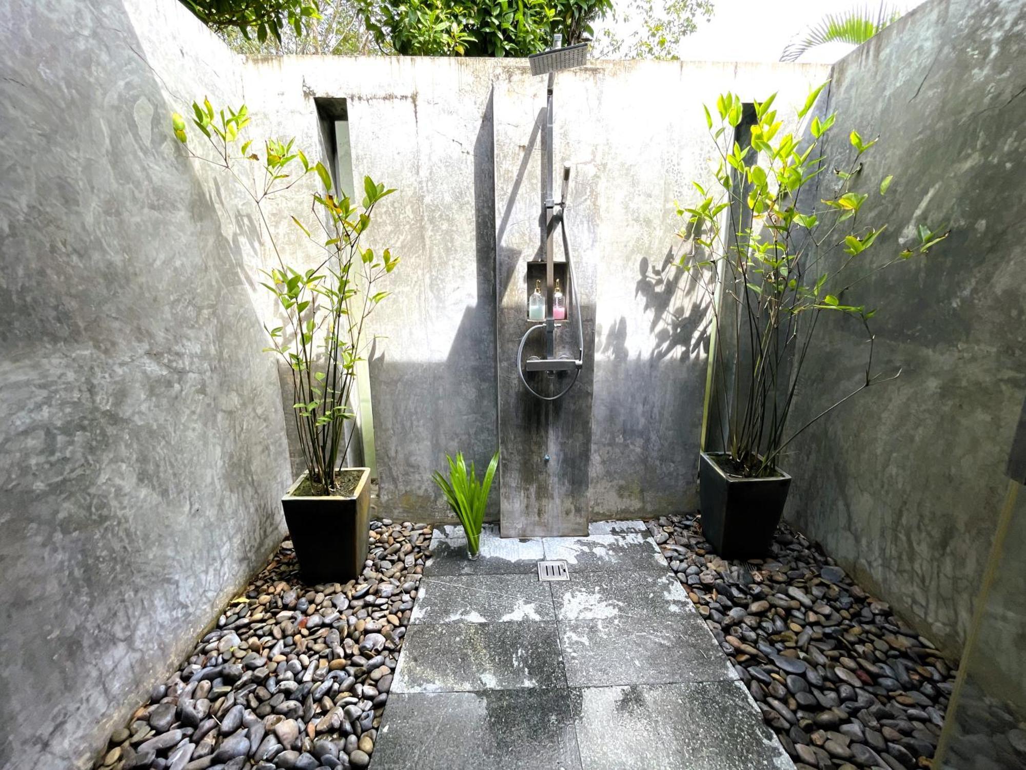 11 - Peaceful Escape On Naithon Villa