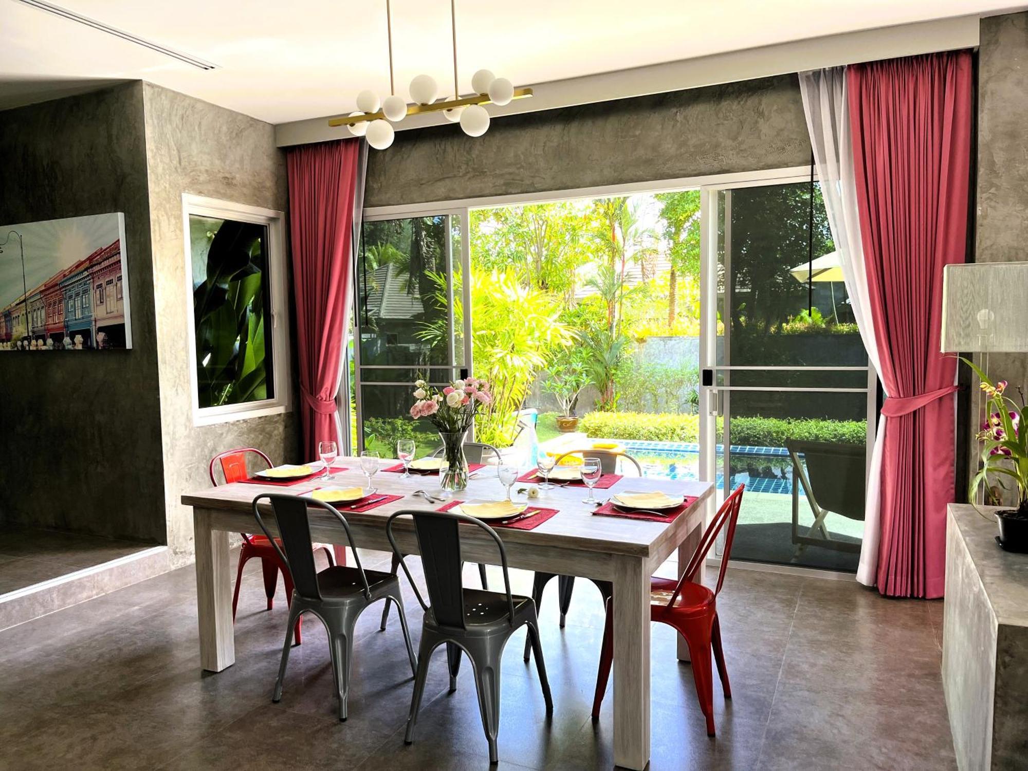 11 - Peaceful Escape On Naithon *